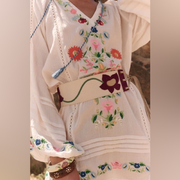 SPELL NWT RARE 💐 Florapaloosa Embroidered Tunic Dress Wildflower Size SM 🌼 White - Picture 4 of 15